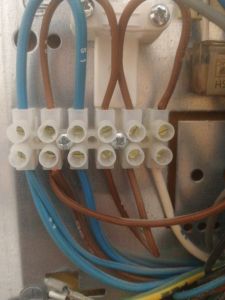 012. Terminal block, docking