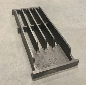Cast iron grates 451/452