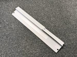 Plastic 230. Lower endplate